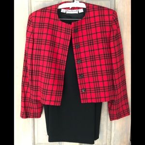 Anne Klein red/ black Jacket/Skirt